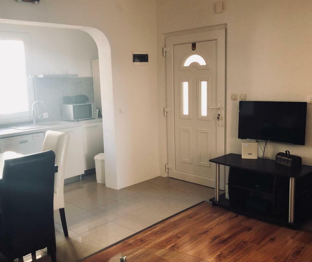 Apartman Stevic بيساك المظهر الخارجي الصورة
